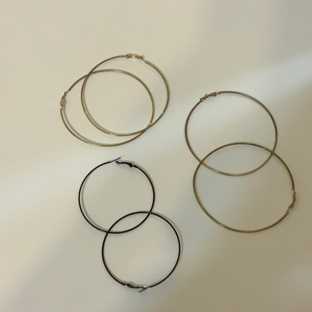 ((NEW )). Earrings